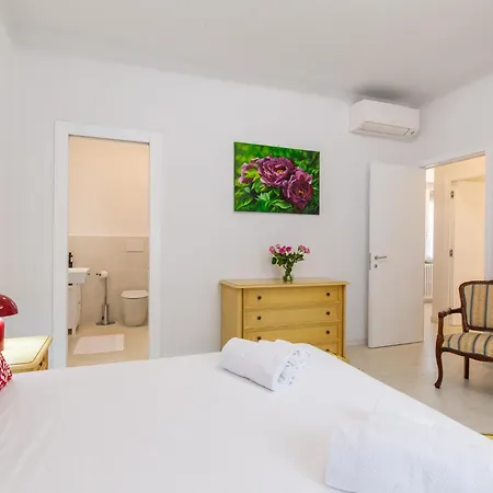 Appartamento Colore Corallo Сієна